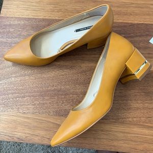Mustard Zara kitten heel ⭐️⭐️